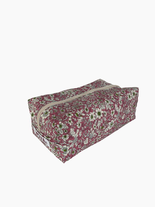 Blommig rosa